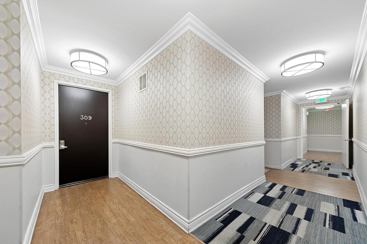 Beverly Hills Chic 2 Bed 2Bath With Patio And Parking 309 Los Angeles Eksteriør bilde
