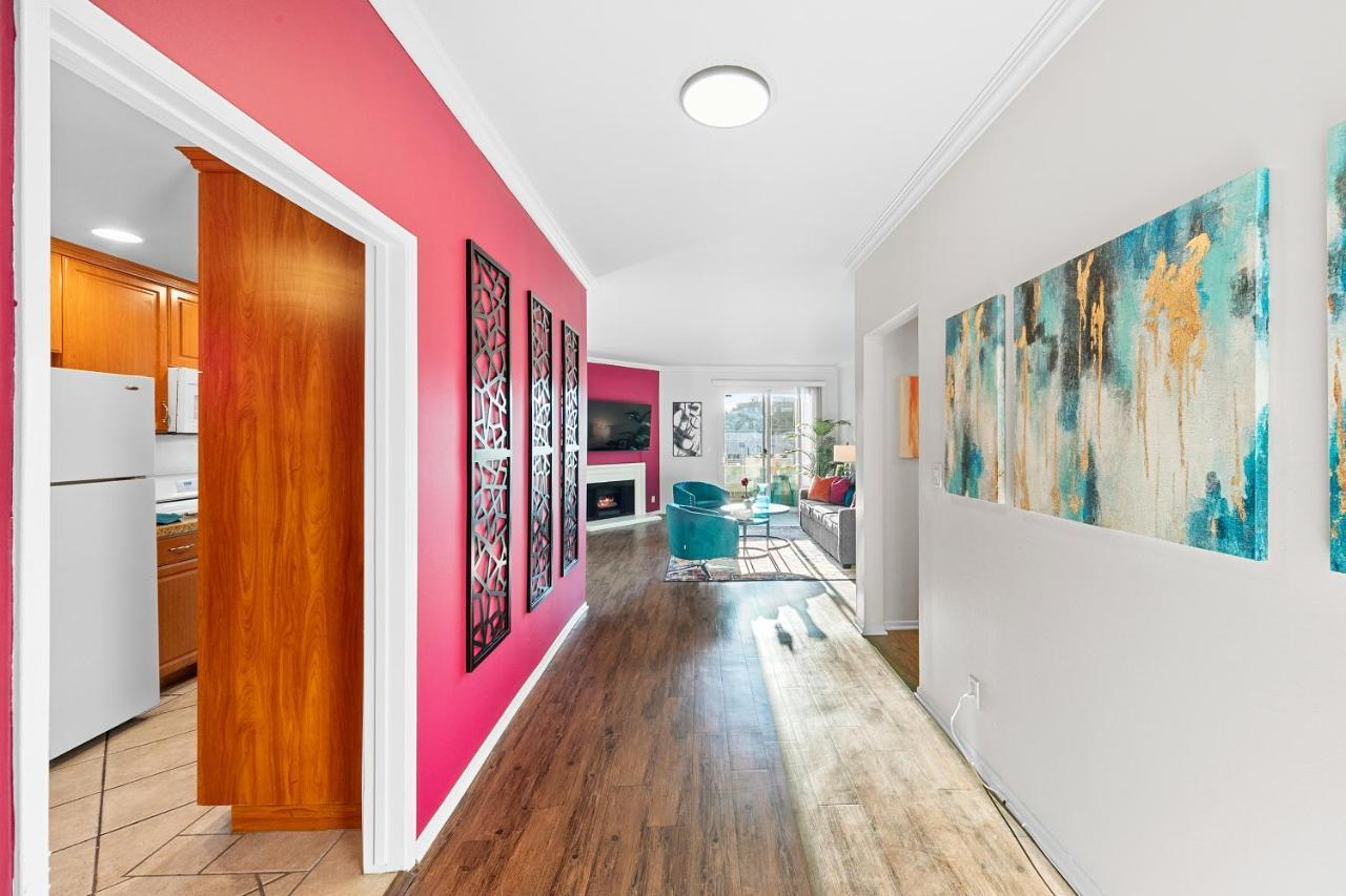Beverly Hills Chic 2 Bed 2Bath With Patio And Parking 309 Los Angeles Eksteriør bilde