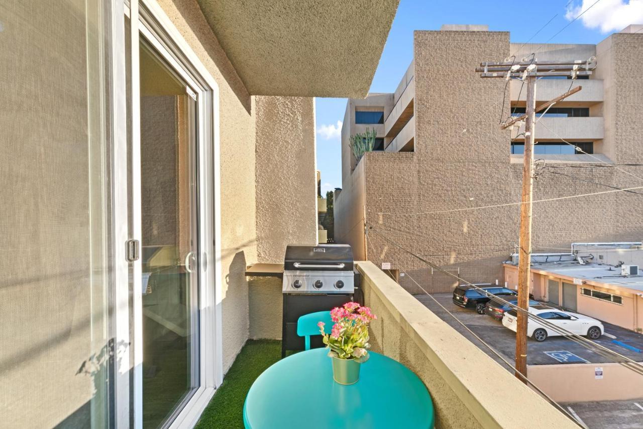 Beverly Hills Chic 2 Bed 2Bath With Patio And Parking 309 Los Angeles Eksteriør bilde