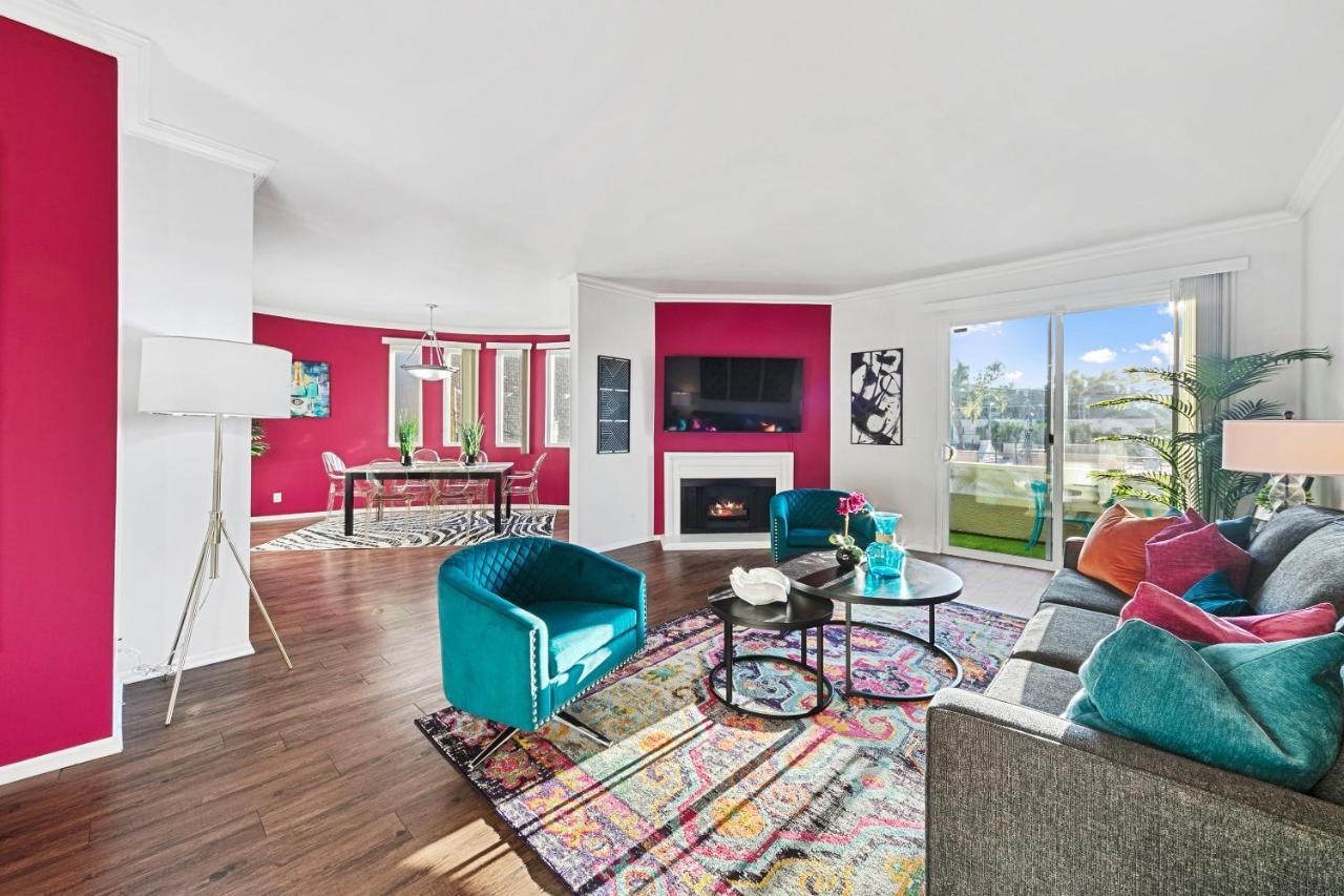 Beverly Hills Chic 2 Bed 2Bath With Patio And Parking 309 Los Angeles Eksteriør bilde